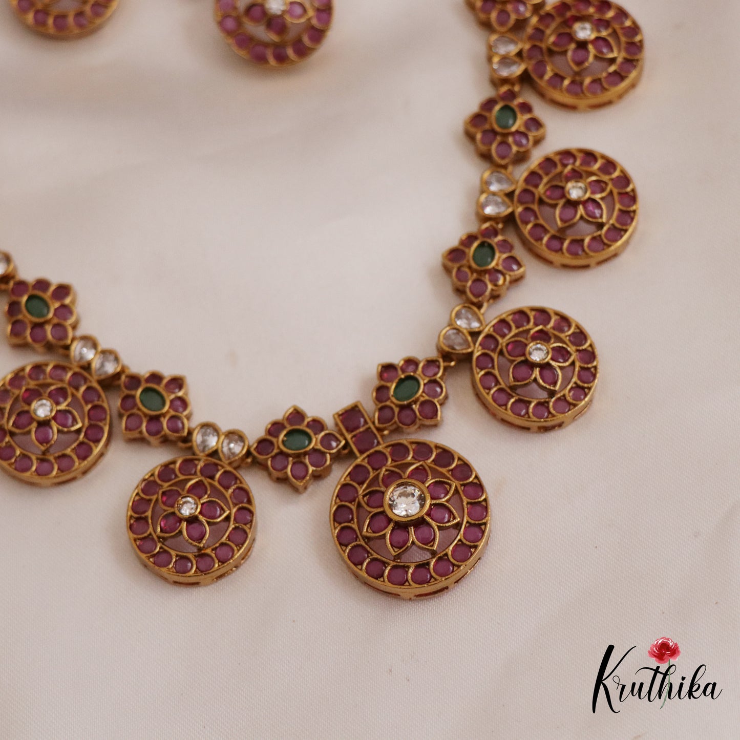 Premium Kemp Bottu Floral Motifs Necklace NC2651