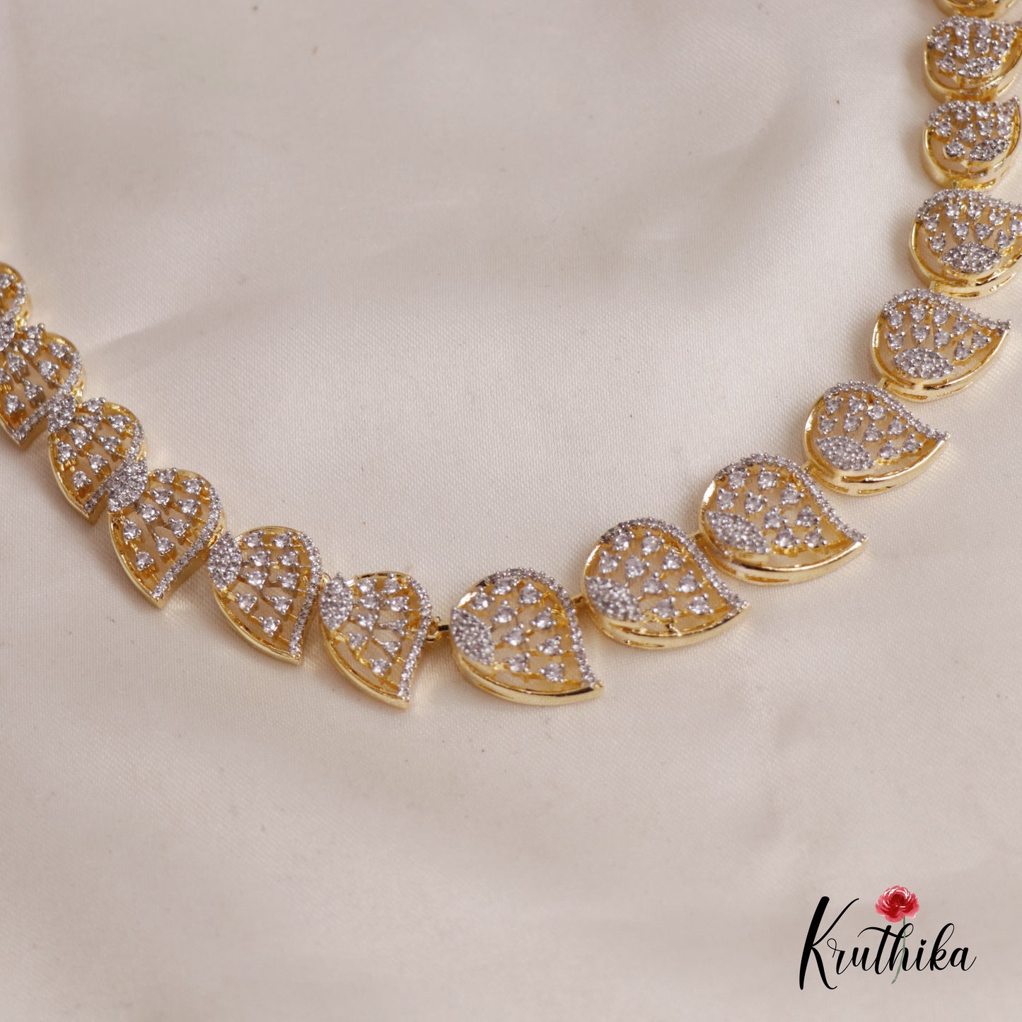 Elegant Leaf Motifs AD Necklace NC2661