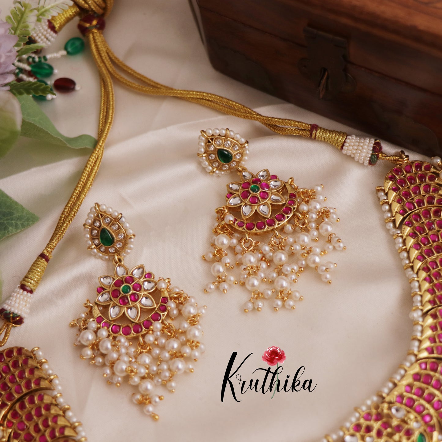 Gorgeous Peacock Floral Kundan Guttapoosalu Jadau Necklace NC2562