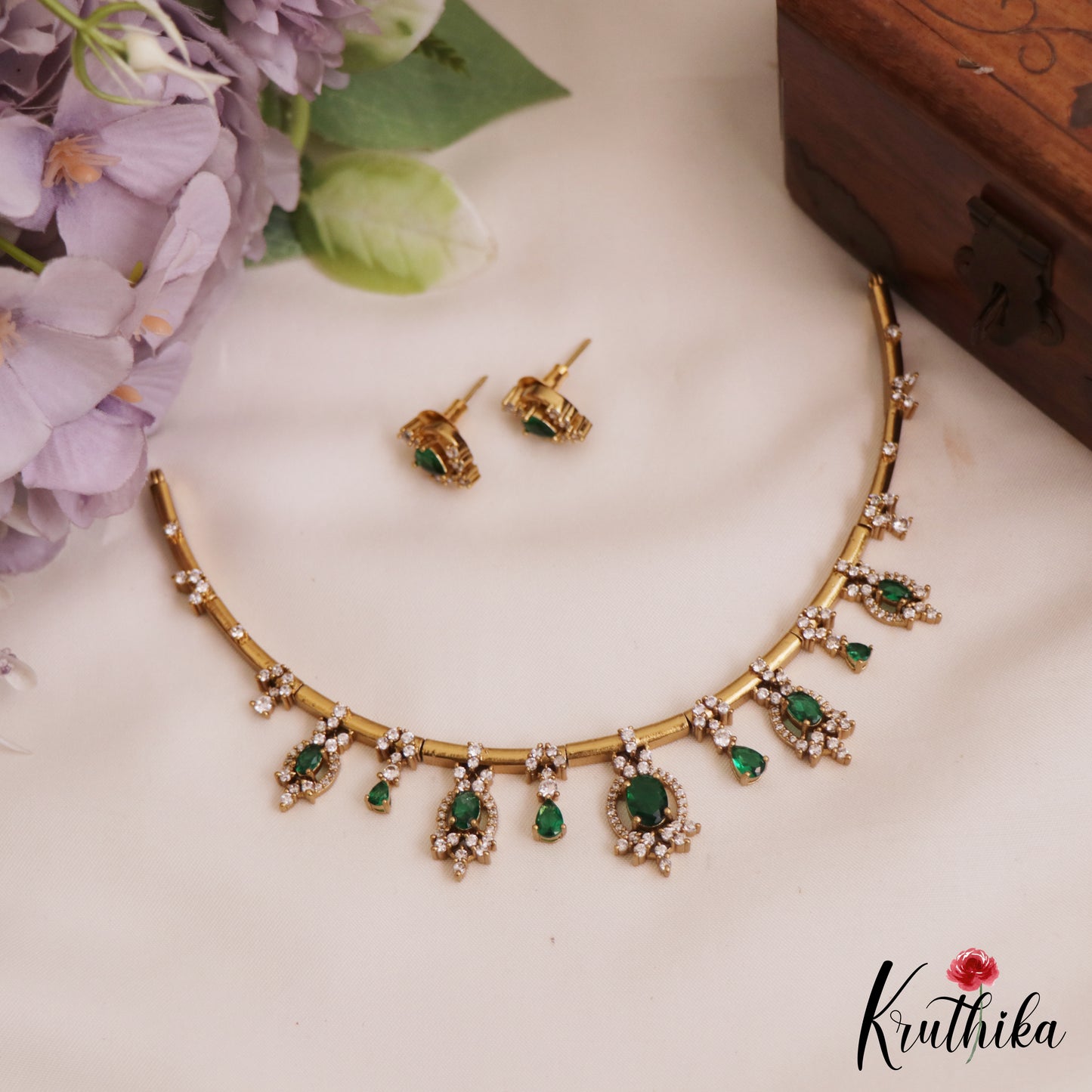 Trendy AD Leaf Motifs Choker NC2770 (Available In 3 Colors)