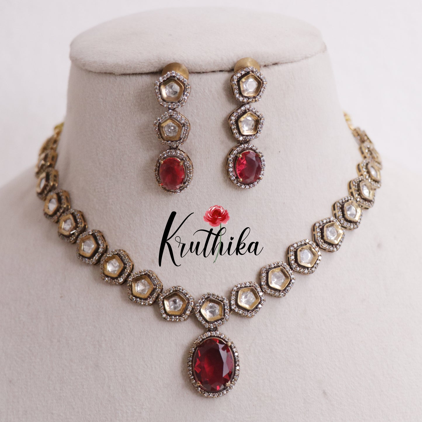 Simple AD Victorian Necklace NC2334 (Available in 3 Colours)