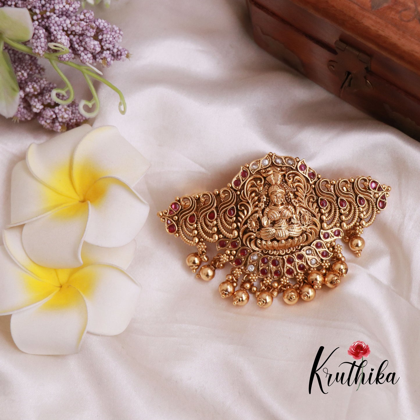 Beautiful Kemp Antique Lakshmi Hair Clip With Golden Bead Drops J283