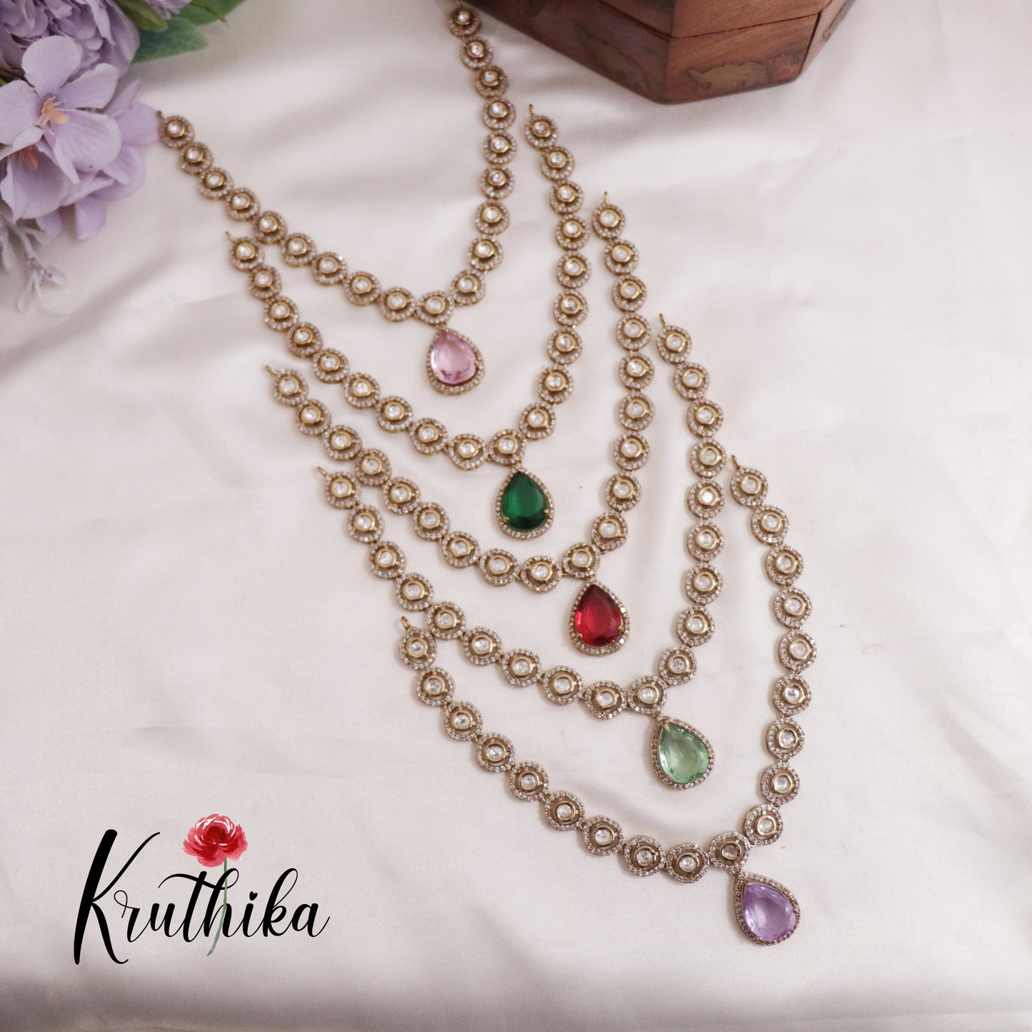 Simple AD Victorian Pendant Necklace NC2335 (Available in 5 Colours)