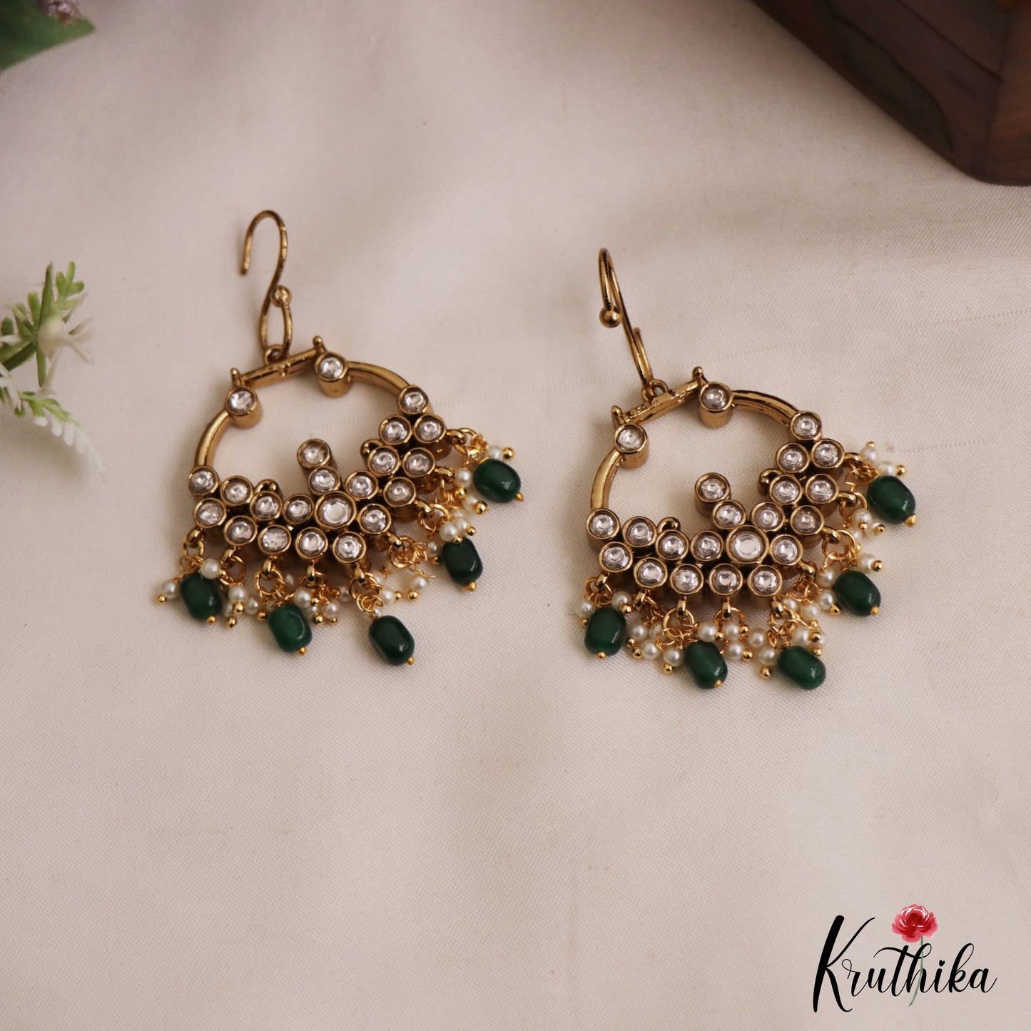 Beautiful Floral Reversible Kemp Earrings With Green Bead Drops E1130