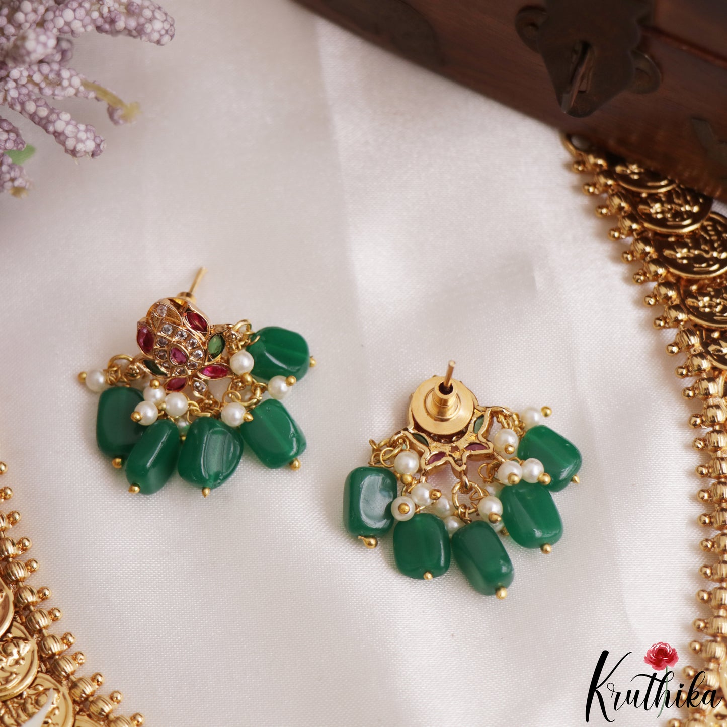 Elegant Floral Motifs Lakshmi Kasu Necklace With Green Bead Drops NC3123