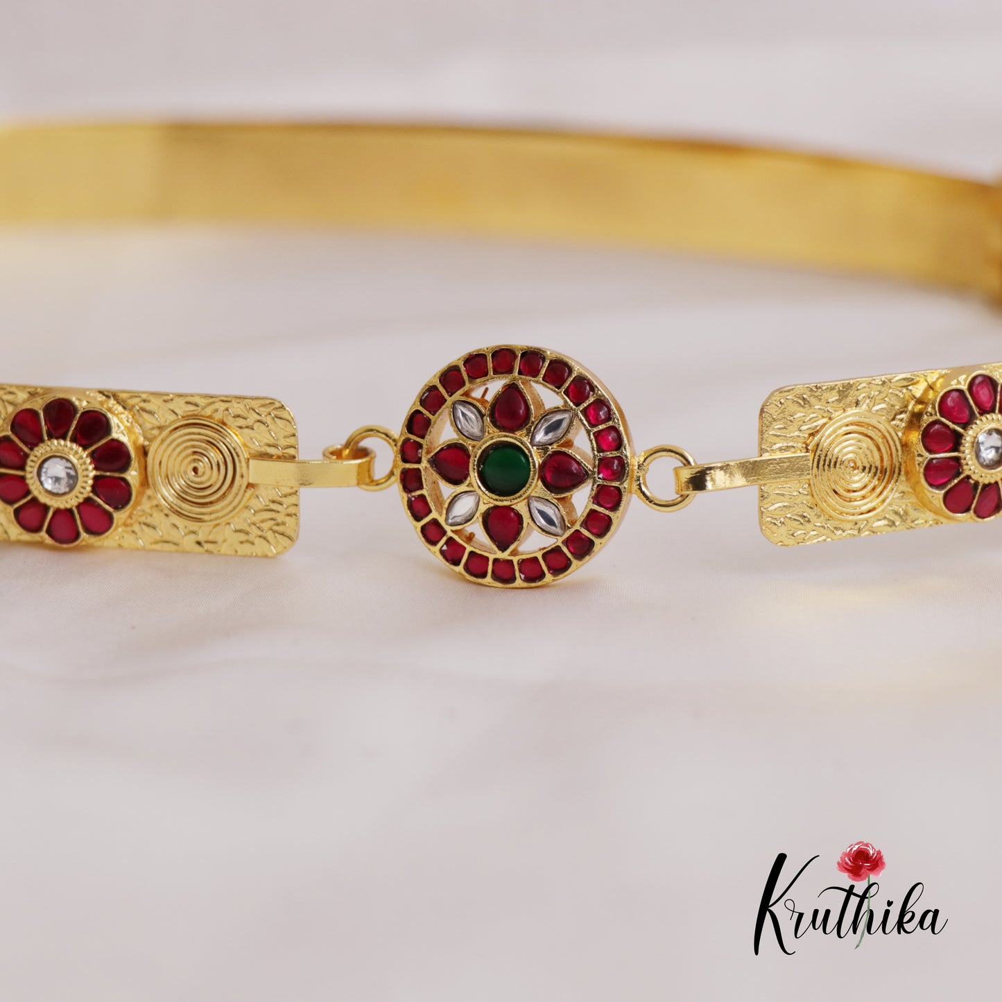 Elegant Floral Motifs Kemp Hip Belt V328