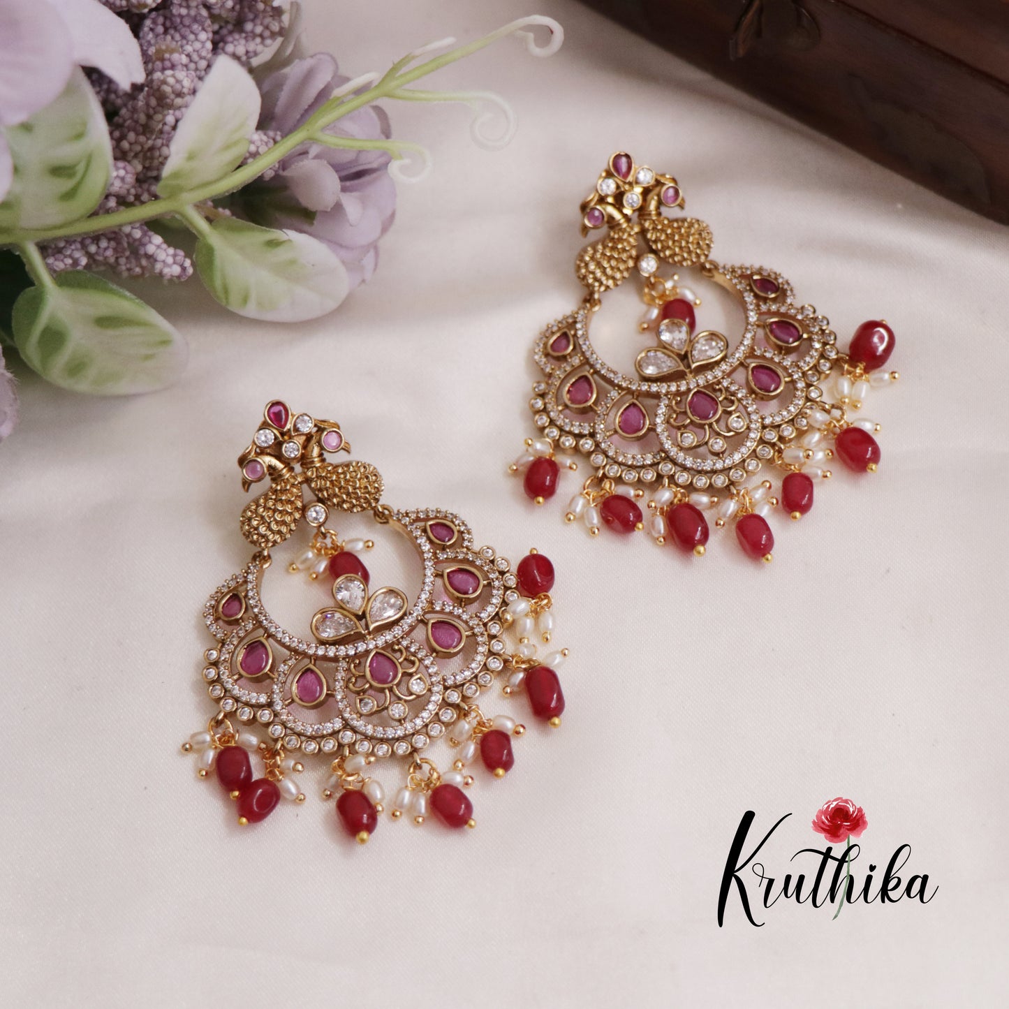 Stunning Kemp Peacock Teardrop With Pearl Drops Earrings E810