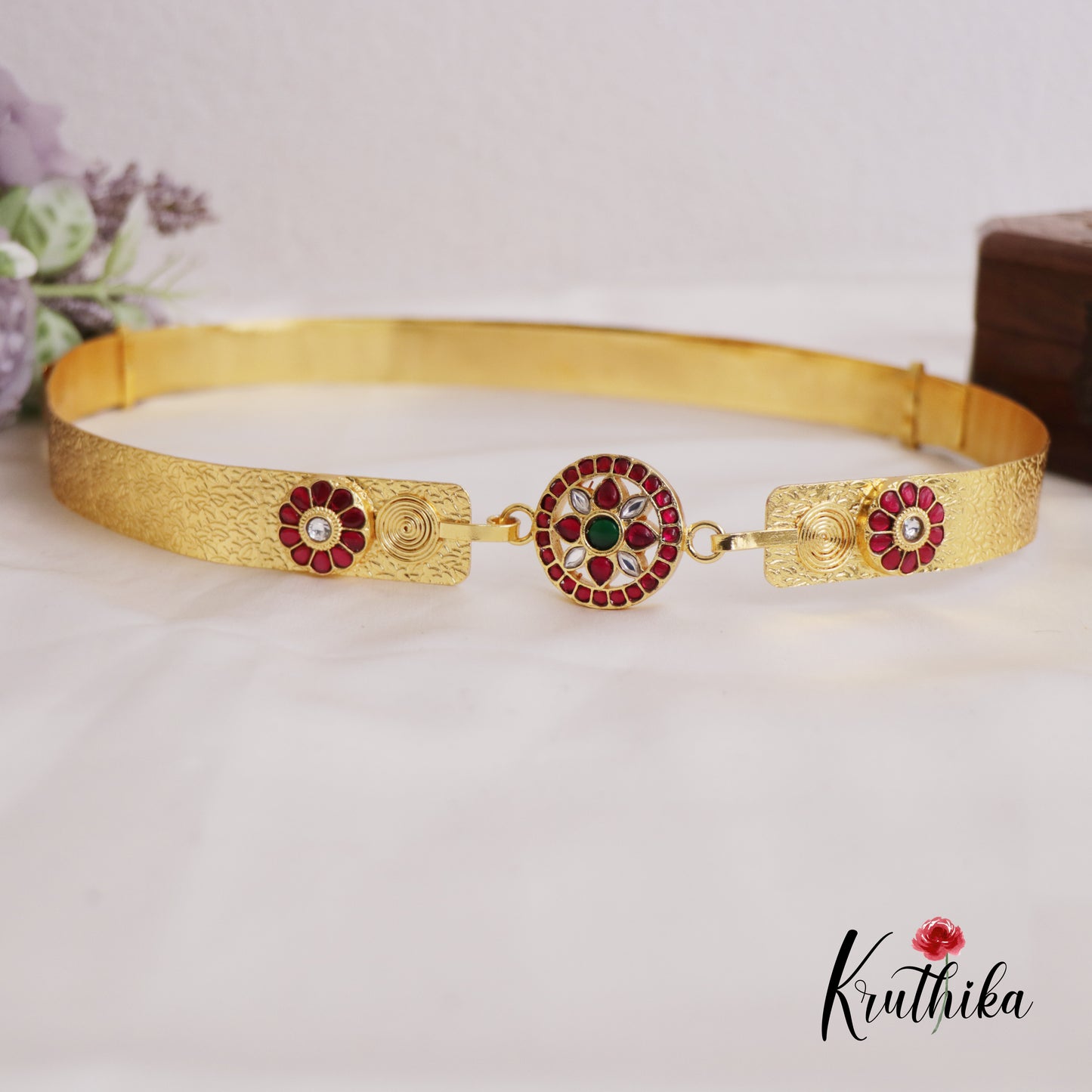 Elegant Floral Motifs Kemp Hip Belt V328