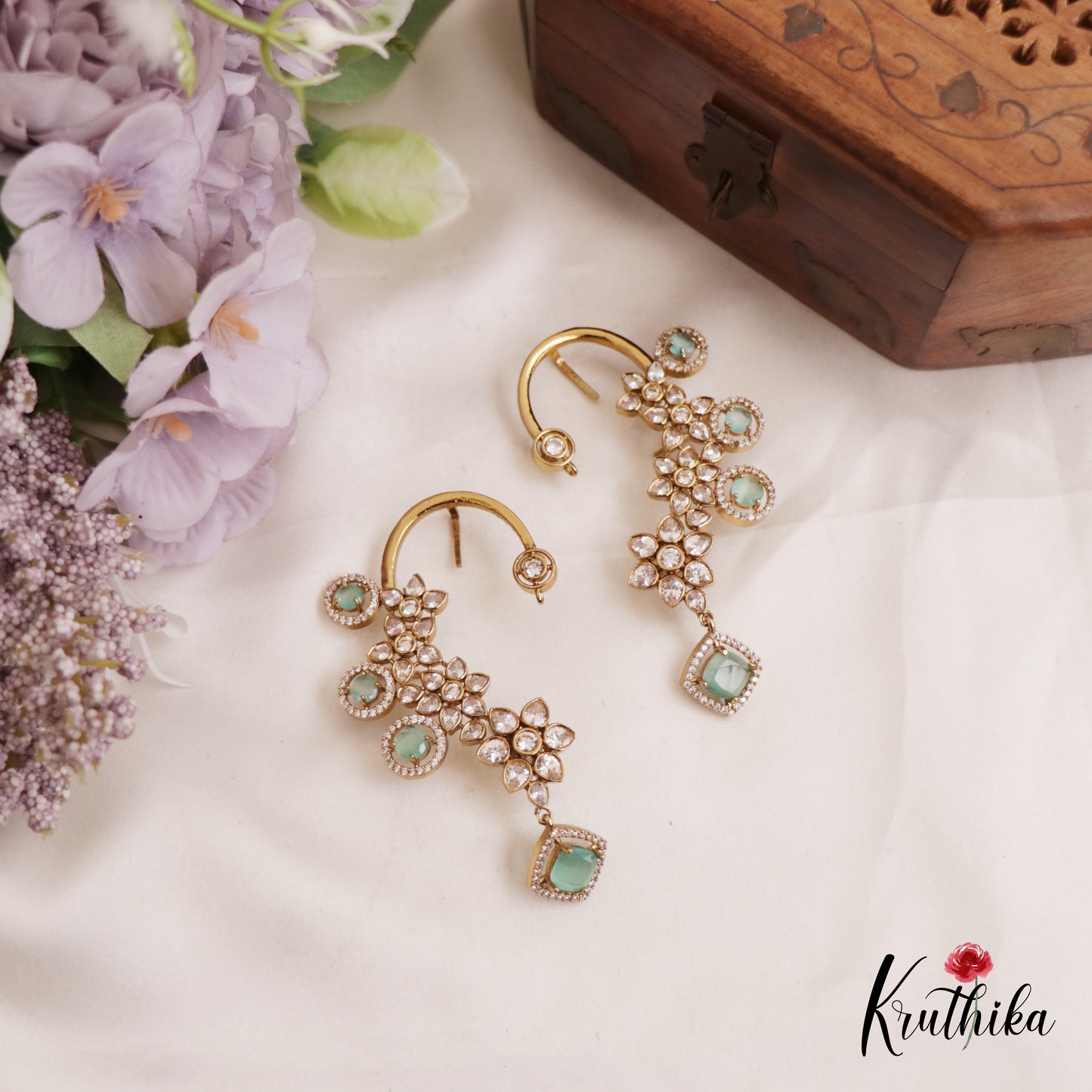 Sparkling Floral Motifs AD Victorian Ear Cuff E988 (Available In 5 Colors)