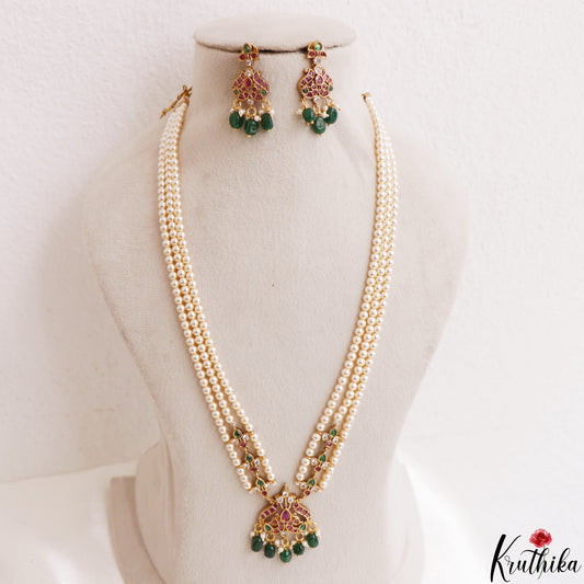 Trendy Multi Strand Pearl Chain With Kemp Peacock Pendant LH2196