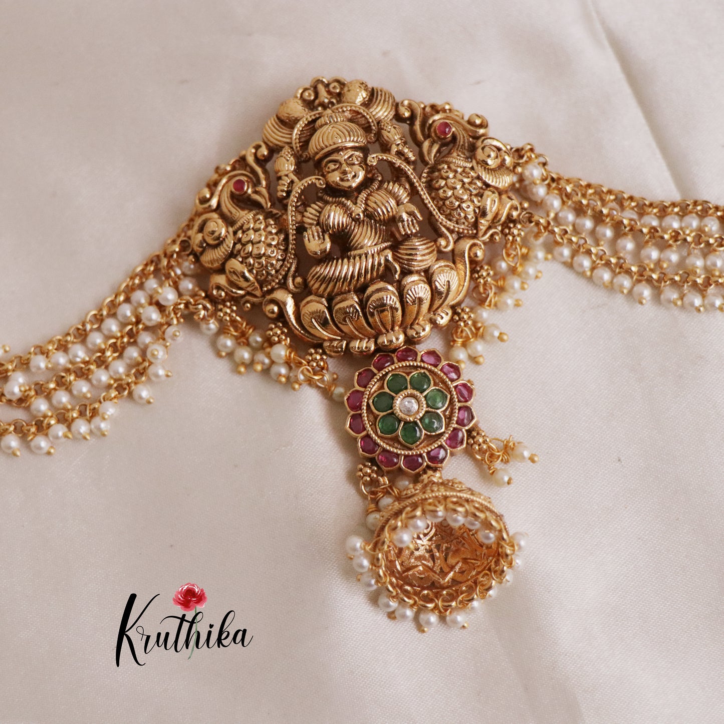 Gorgeous Temple Jada Billa with pearl chains J122