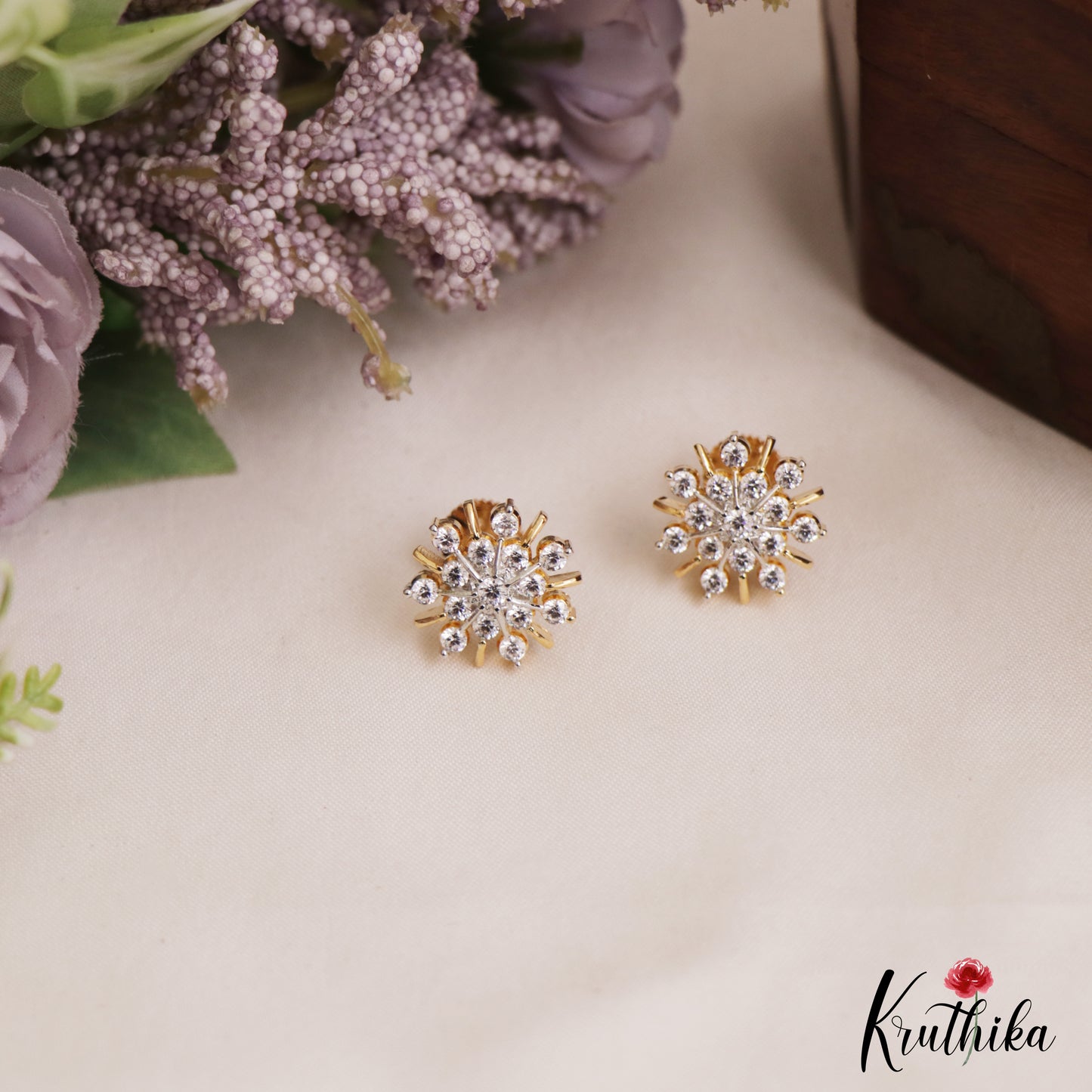 Simple Floral Motifs Gold-Tone CZ Stud Earrings E1121