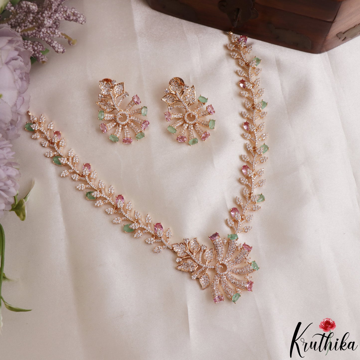 Trendy Floral Leaf Motifs CZ Victorian Necklace NC3128