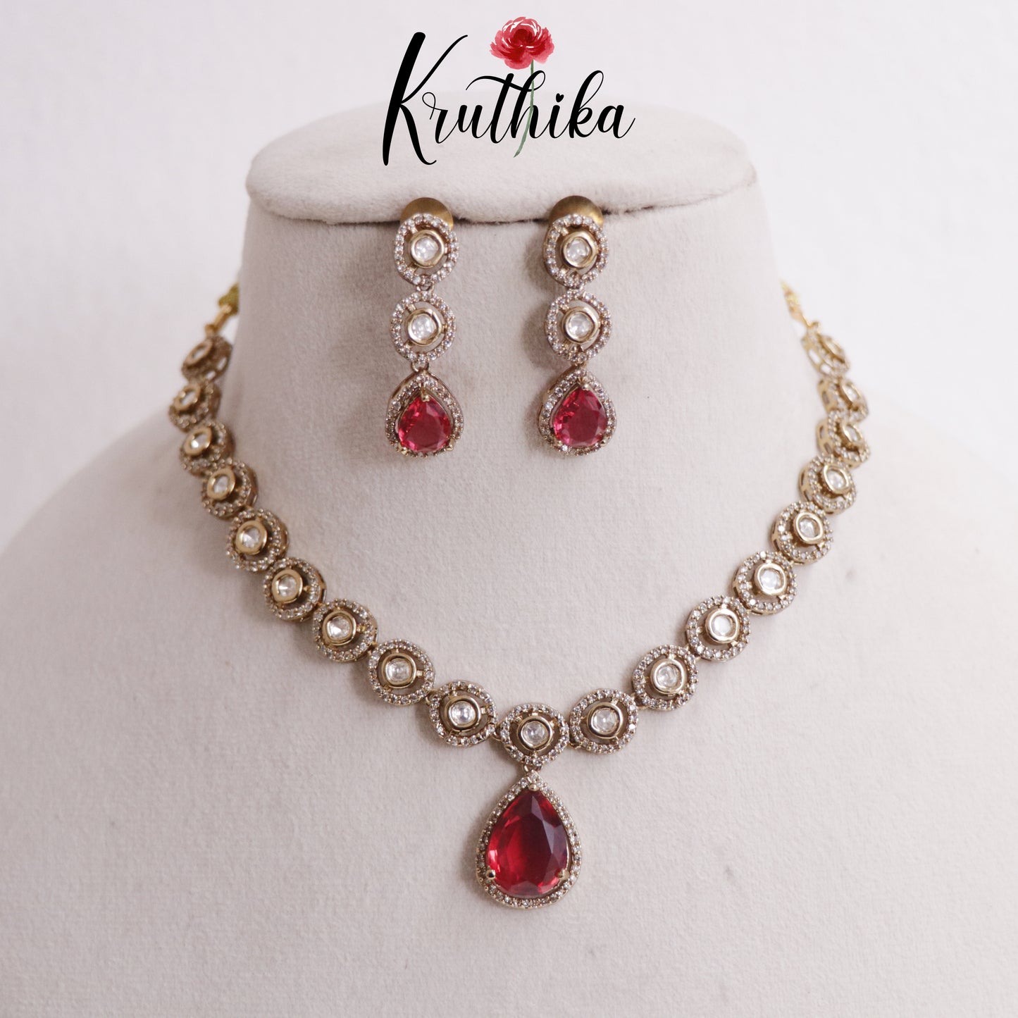 Simple AD Victorian Pendant Necklace NC2335 (Available in 5 Colours)