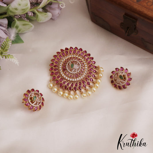 Beautiful Peacock Teardrop Motifs Kemp Pendant Set With Pearl Drops PS273