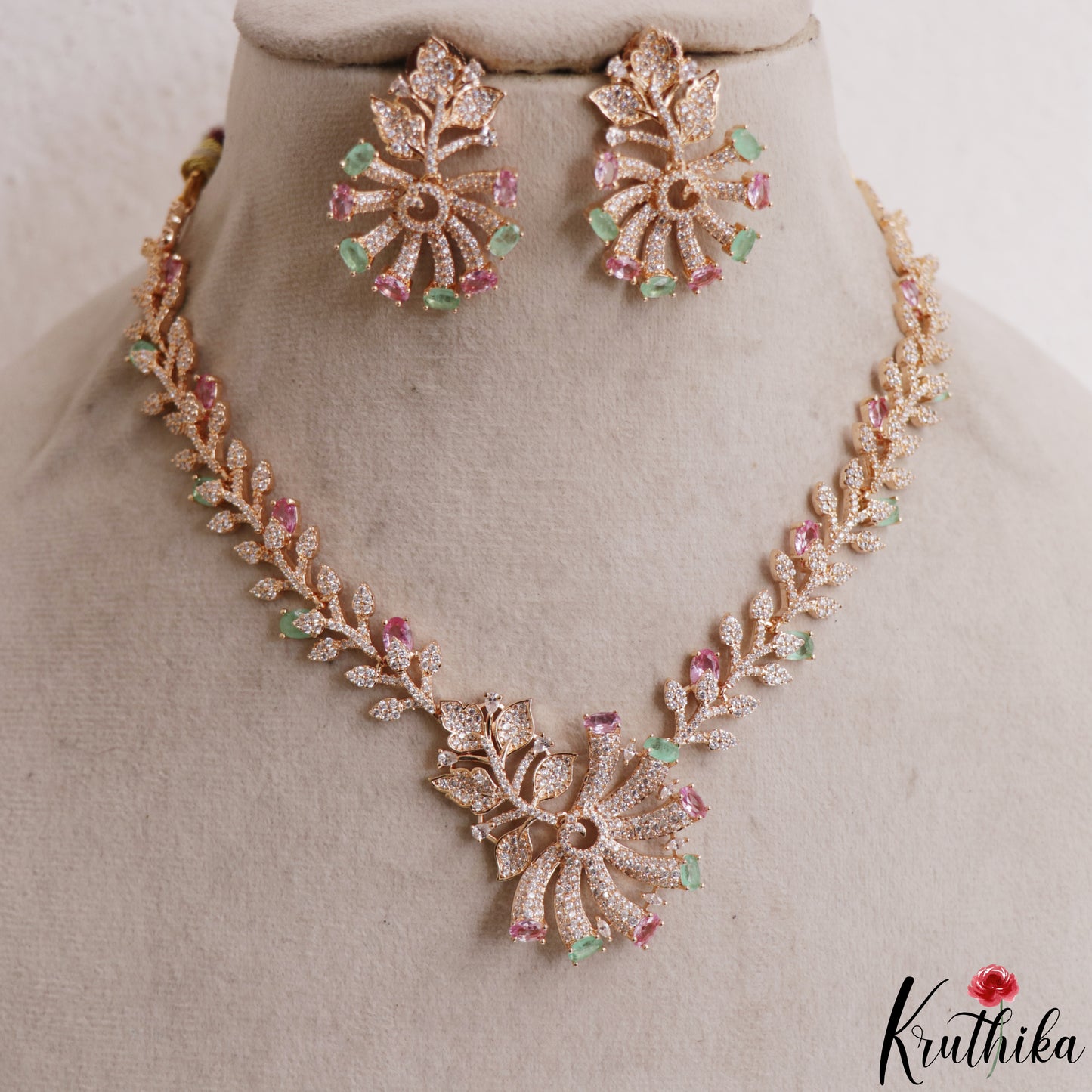 Trendy Floral Leaf Motifs CZ Victorian Necklace NC3128