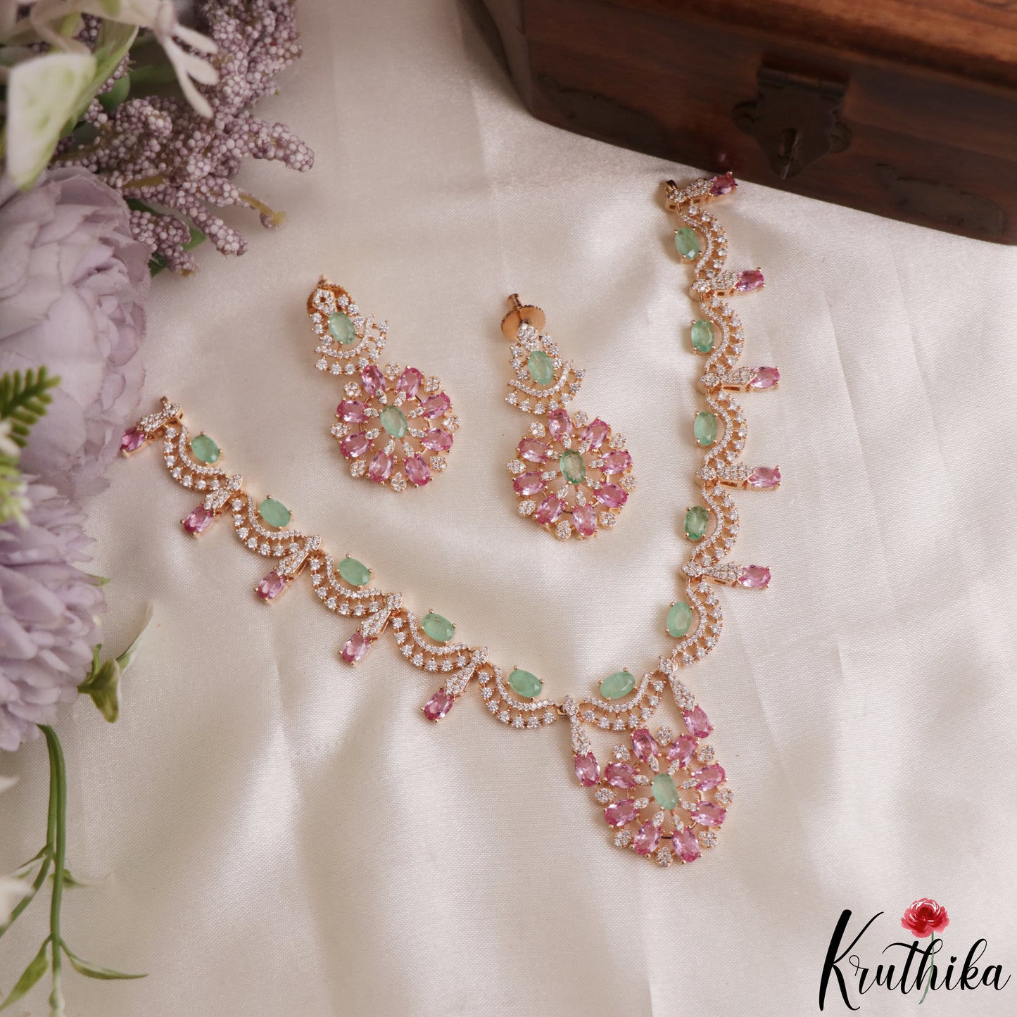 Pretty Floral Motifs CZ Victorian Necklace NC3129