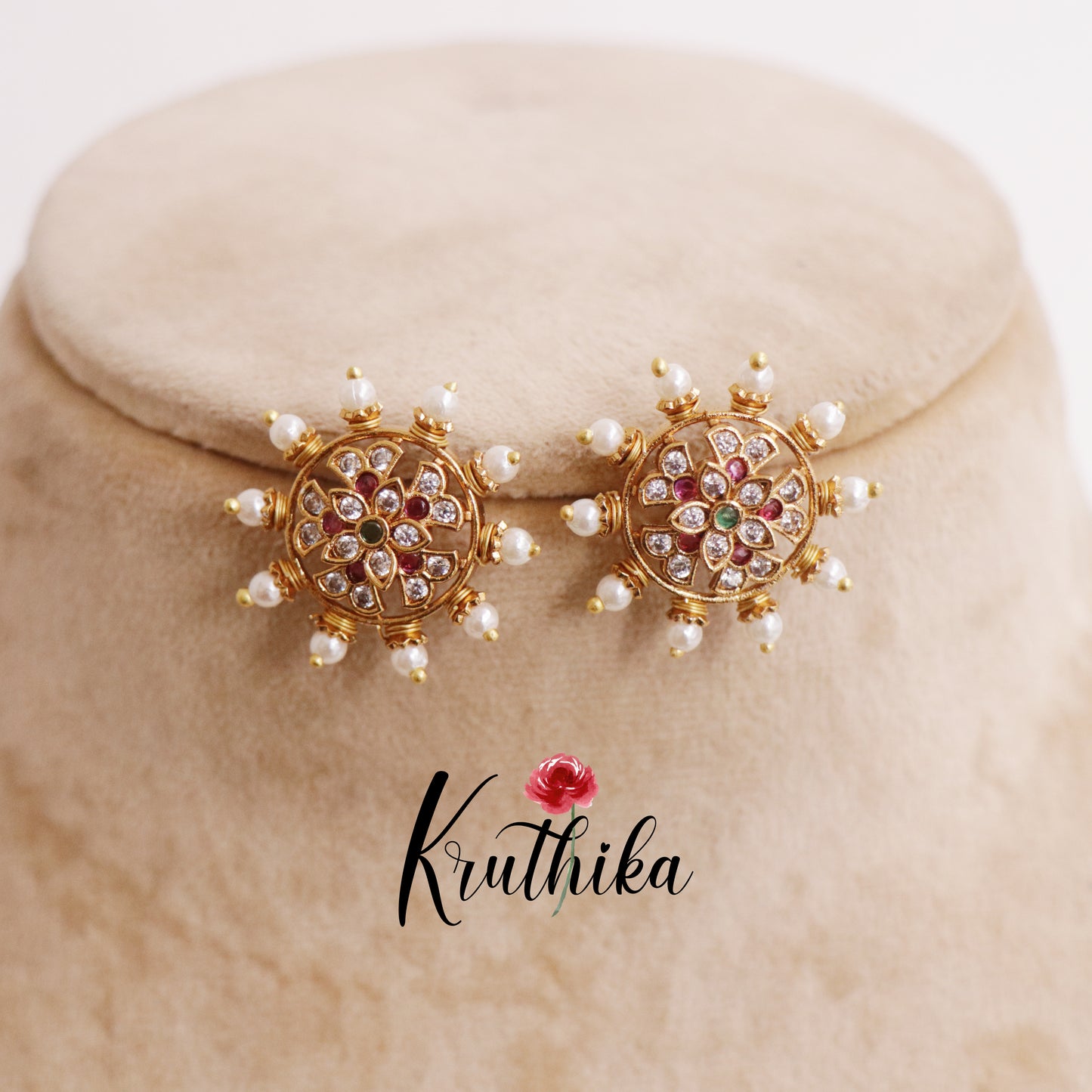 Beautiful Antique Floral Chakra Pearl Earstuds E691 (Available in 3 Colors)