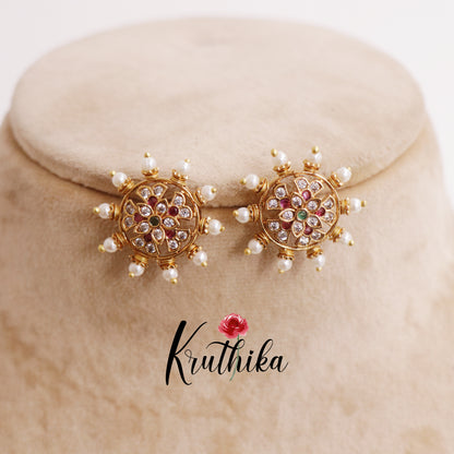 Beautiful Antique Floral Chakra Pearl Earstuds E691 (Available in 3 Colors)
