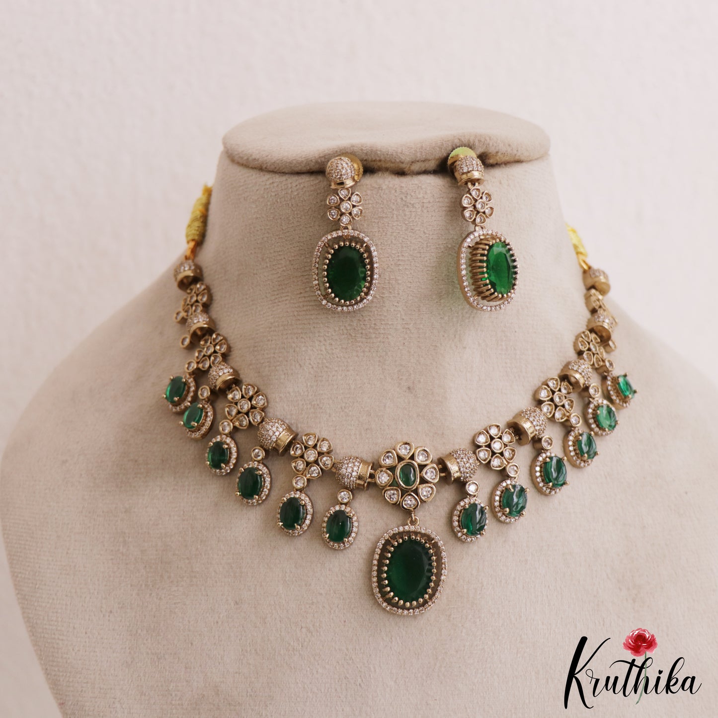 Stunning Geometric Floral Motifs AD Victorian Necklace NC2924