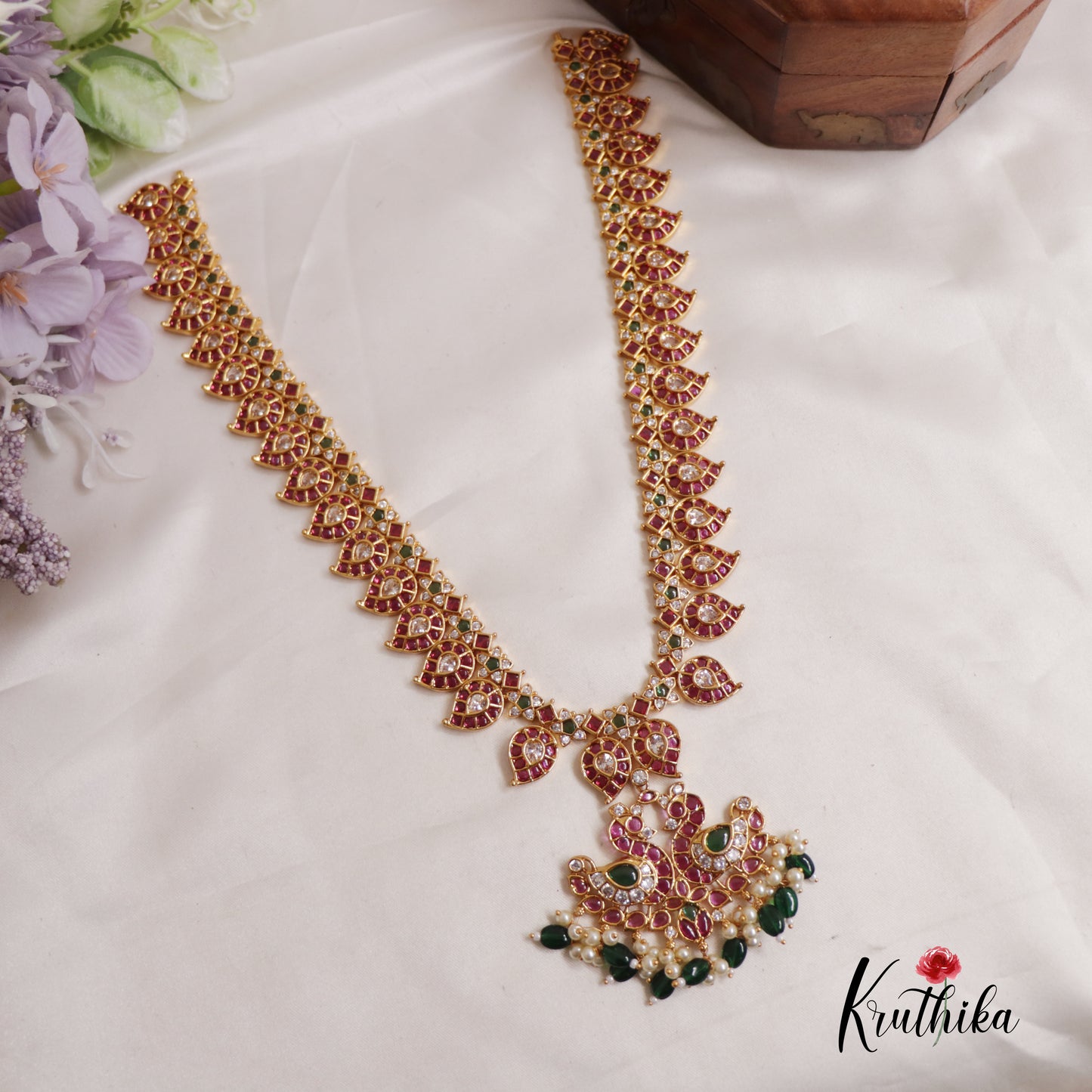 Stunning Traditional Kemp Mango Peacock Haaram With Beads LH2005