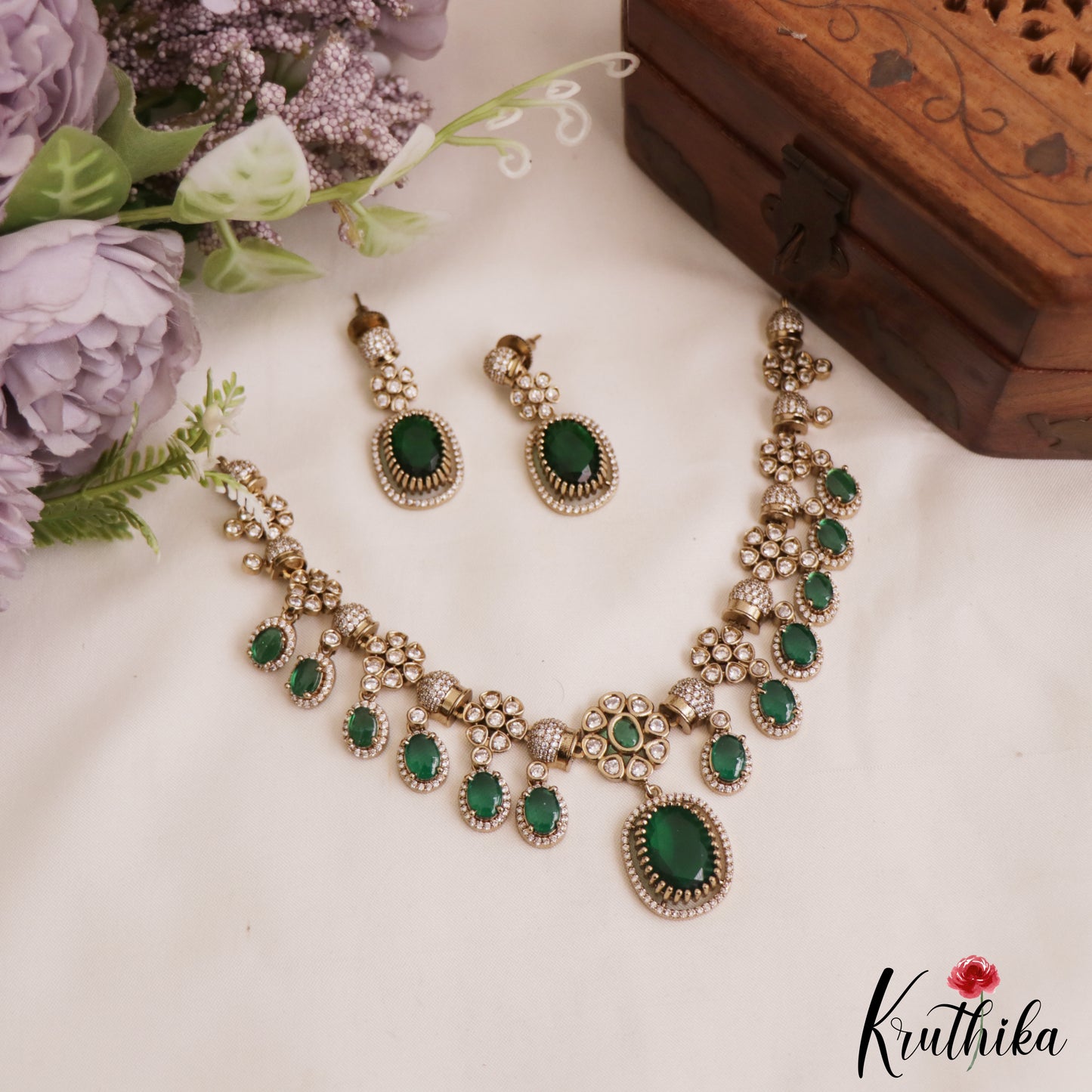 Stunning Geometric Floral Motifs AD Victorian Necklace NC2924