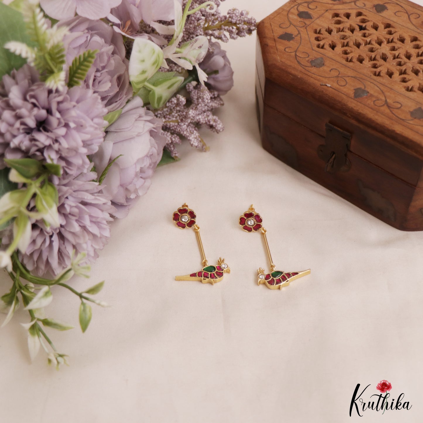 Trendy Floral Peacock Motifs Jadau Earrings E1152
