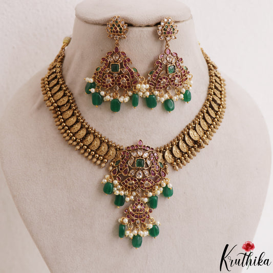 Classic Peacock Leaf Motifs Lakshmi Kasu Kemp Necklace With Green Bead Drops NC3131