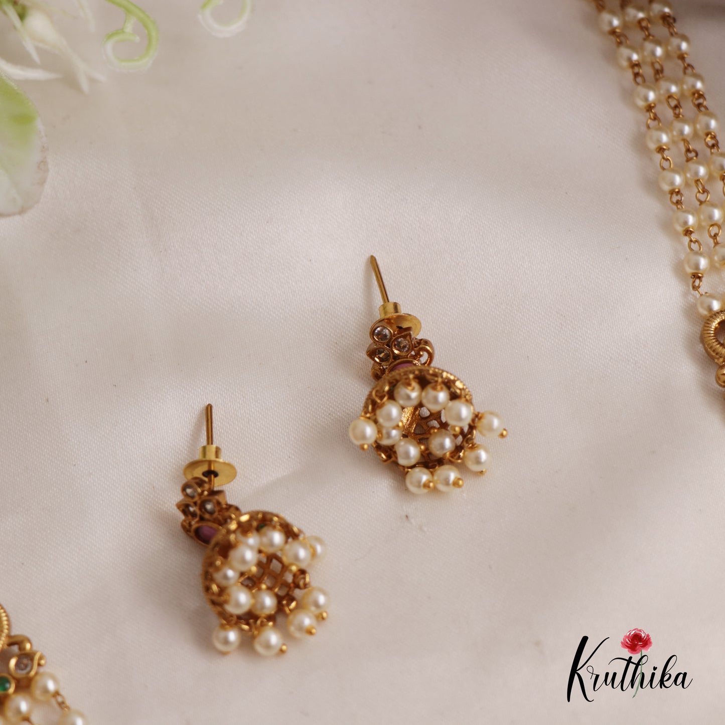 Attractive Triple Layered Pearl Strands With Elephant Motifs Pendant Haaram LH2015