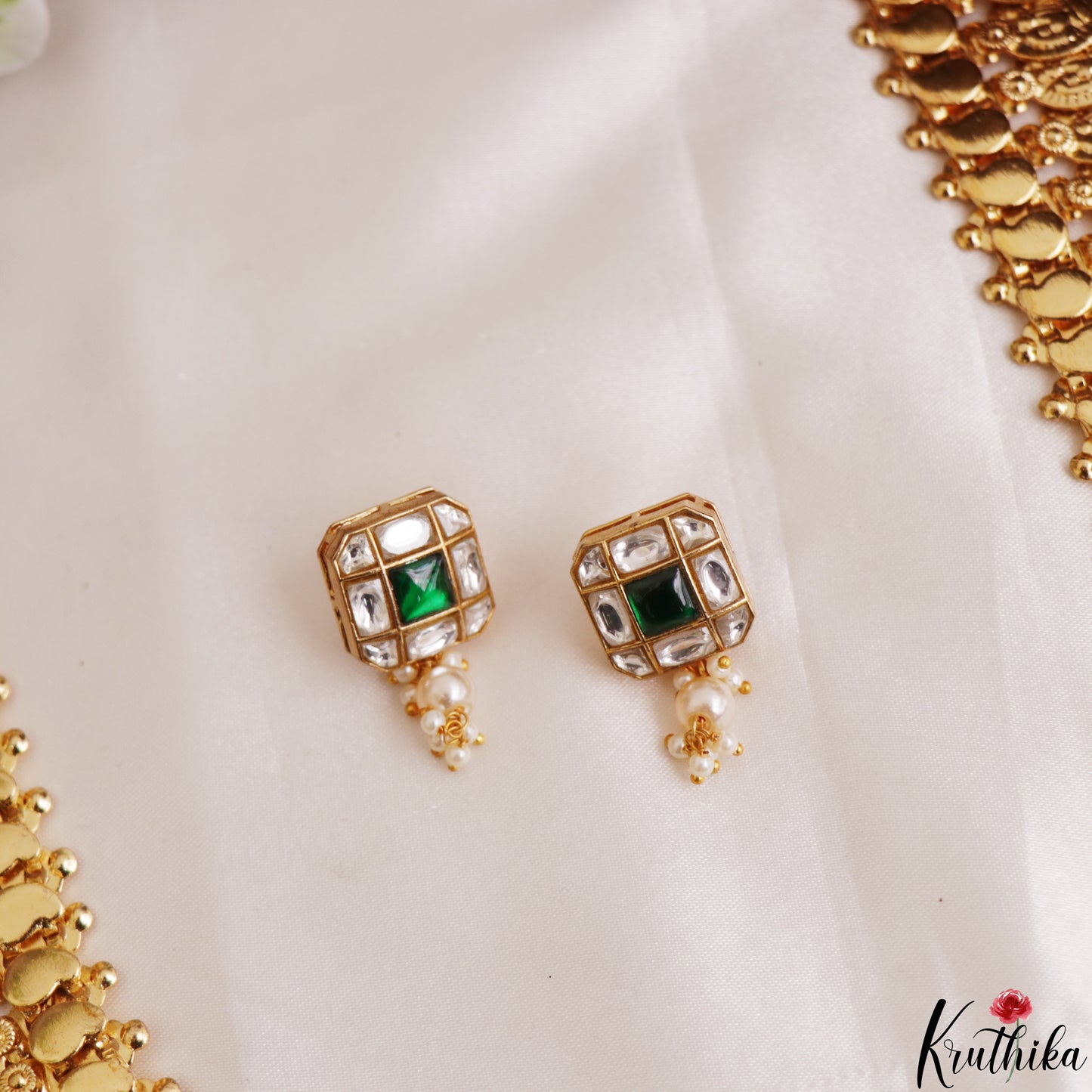 Premium Antique Lakshmi Kasu Jadau Haaram With Peacock Puligoru Pendant LH2188 (Available In 3 Colors)