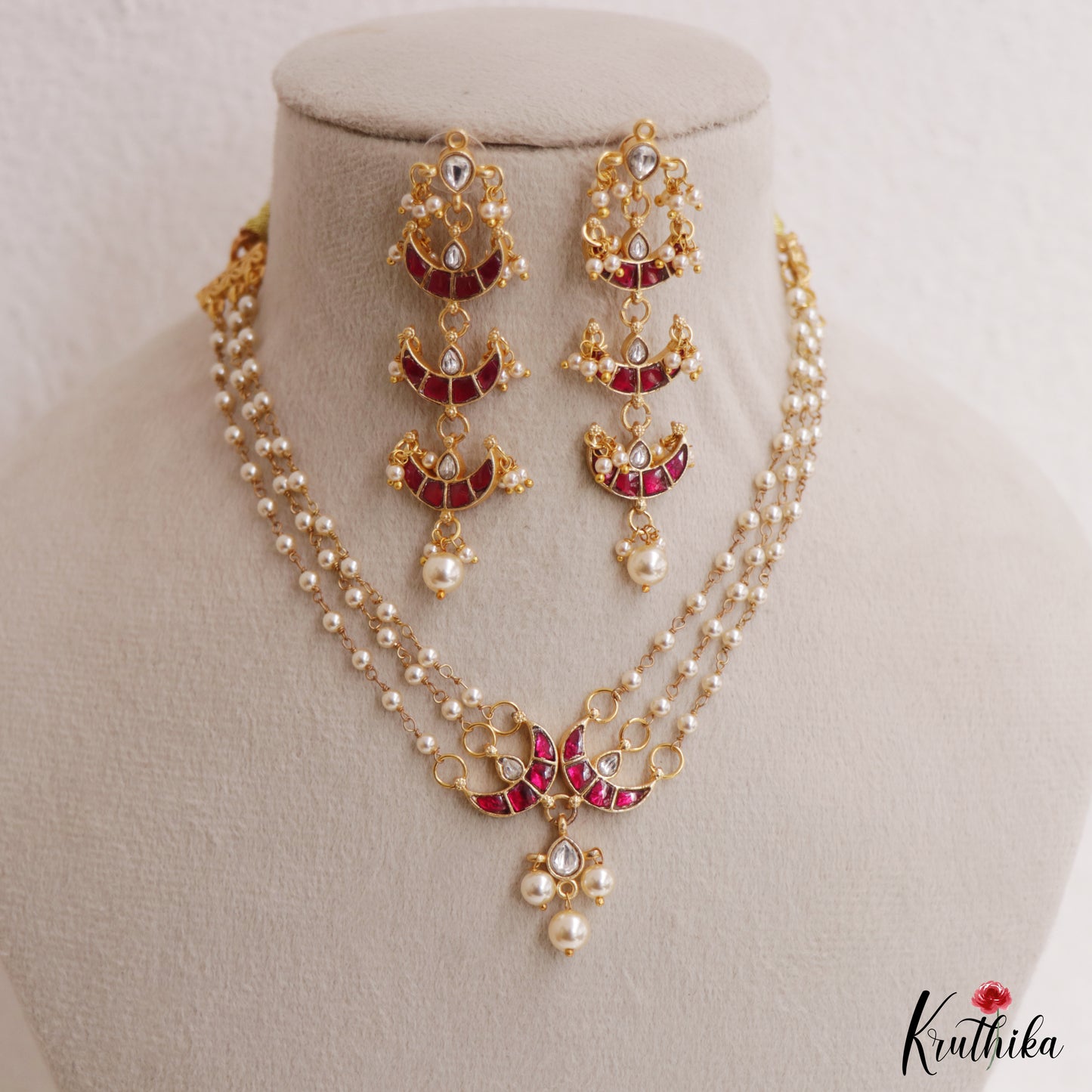 Elegant Multi Pearl Strand Jadau Choker NC3030
