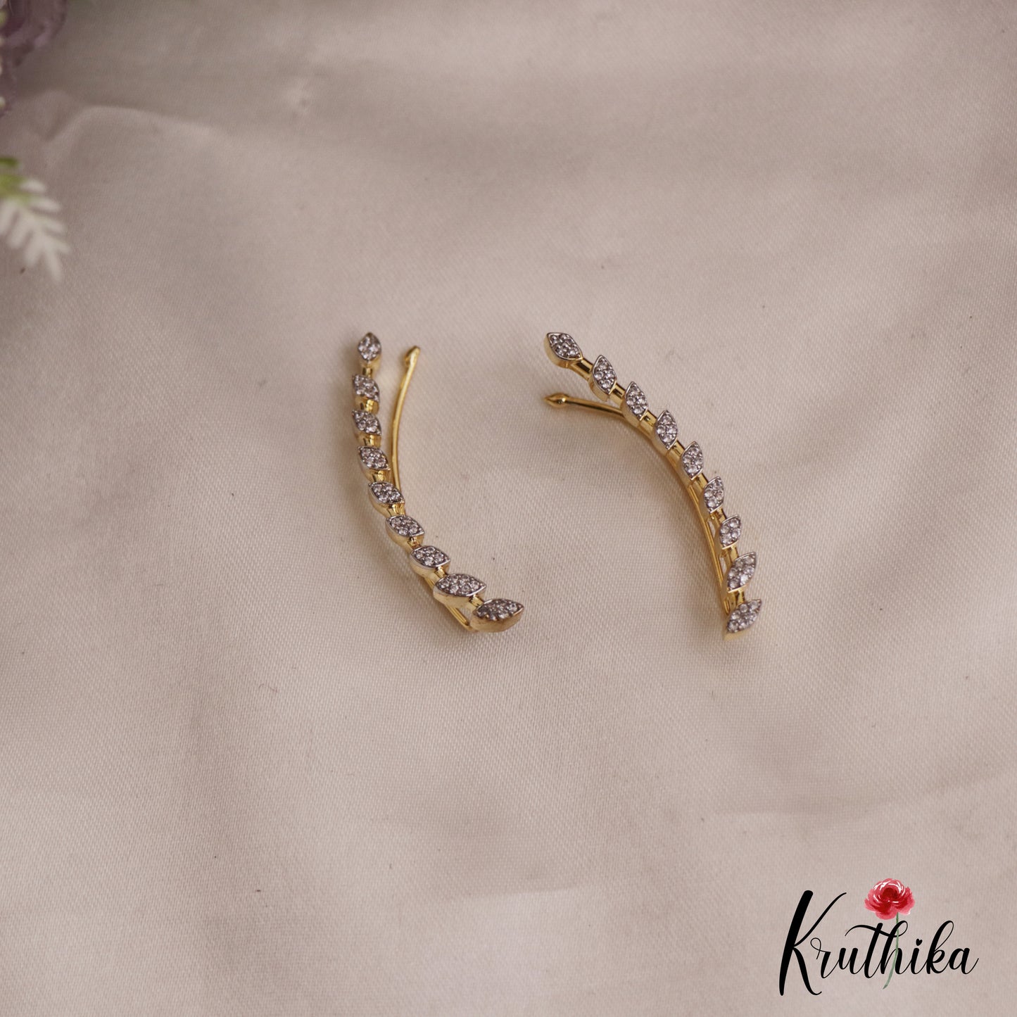 Pretty Leaf Motifs AD Stones Ear Climbers E928