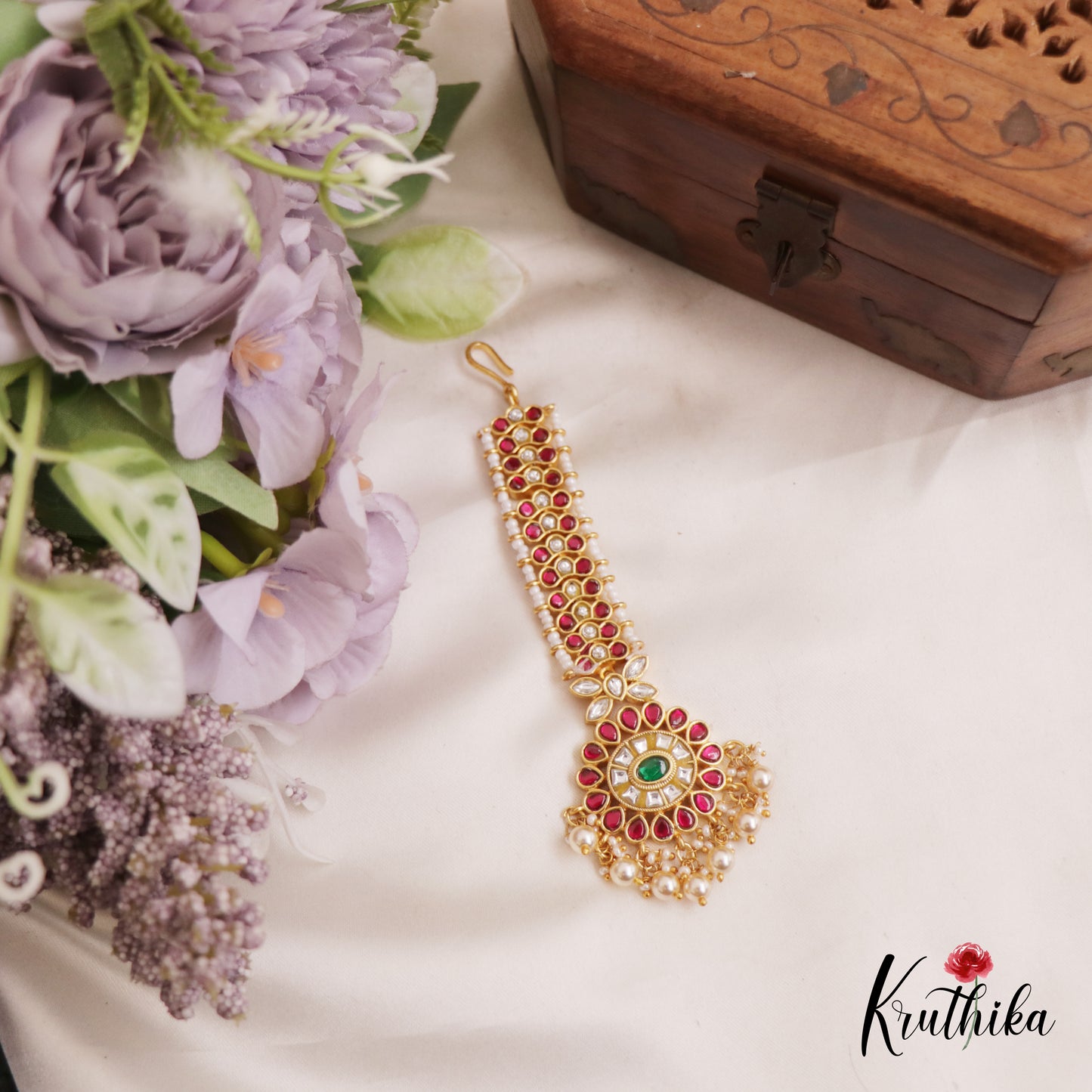 Gorgeous Floral Motifs Jadau Maang Tikka With Pearl Drops MT364