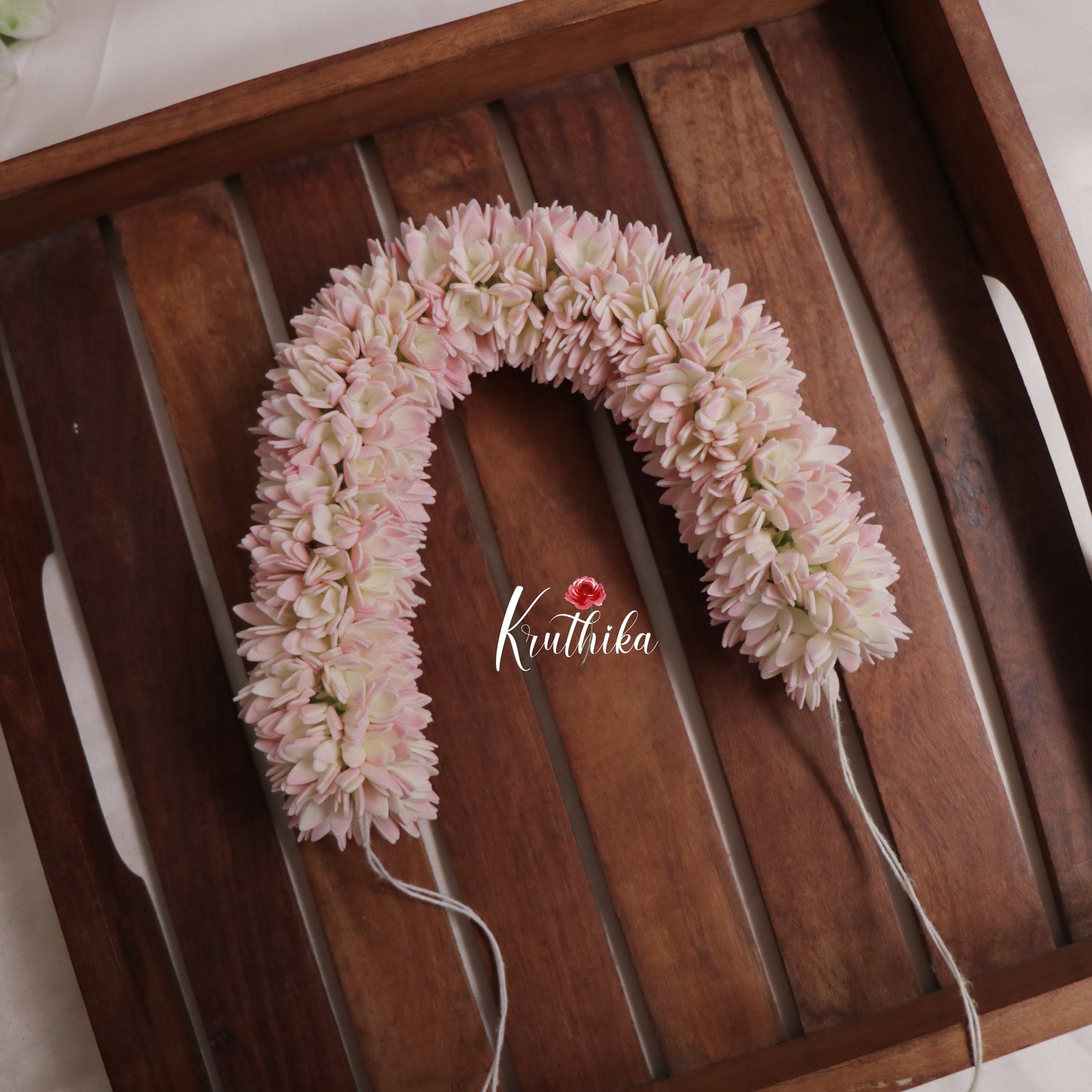 Realistic & reusable pinkish flowers veni G12
