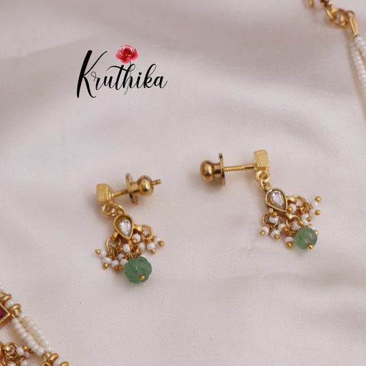 Pretty Jadau Pearls Necklace NC2548