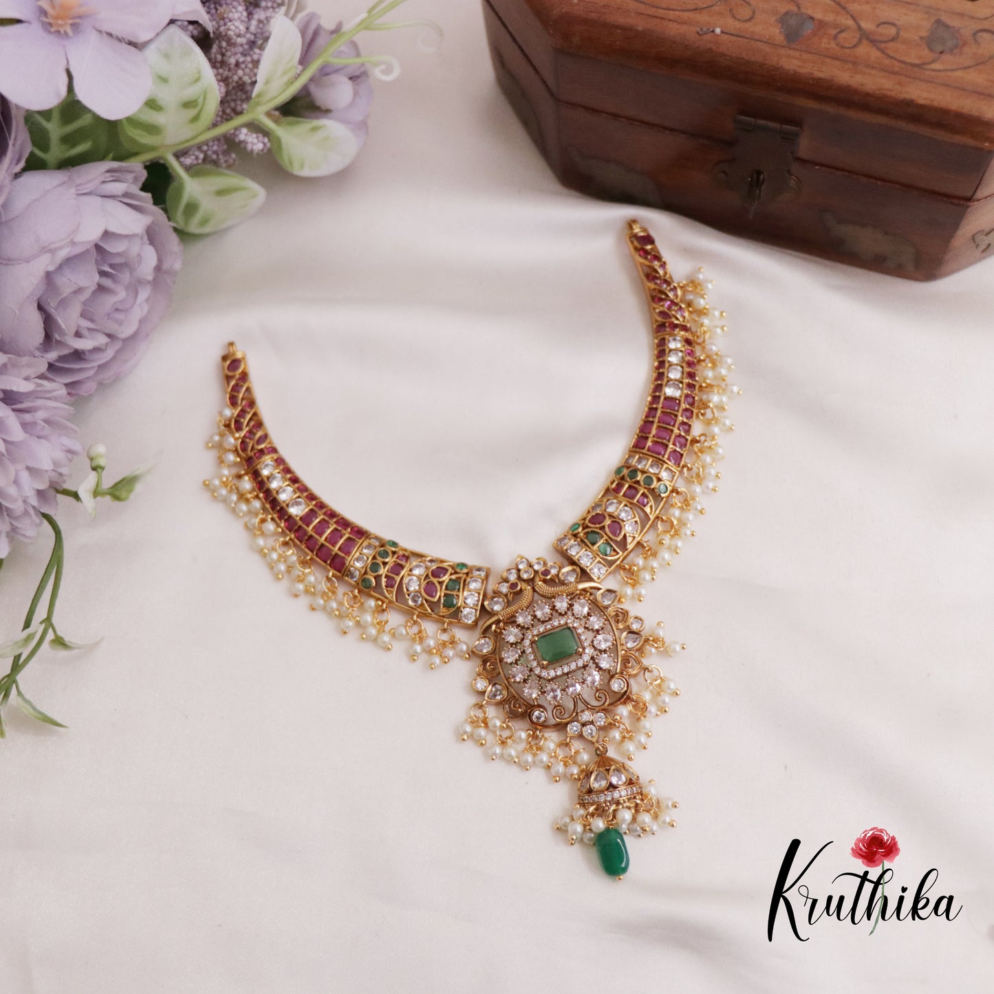 Stunning Floral Teardrop Pearl Drops Kemp Necklace NC2549
