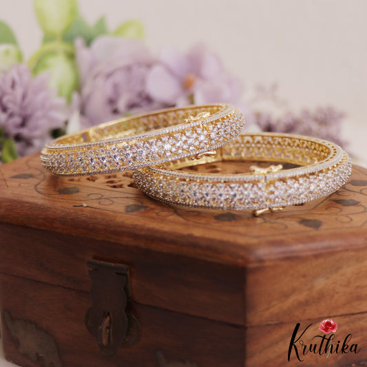 Stunning Diamond-Finish Gold-Tone Bangles Openable B405 (Set Of 2 Bangles)