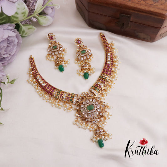 Stunning Floral Teardrop Pearl Drops Kemp Necklace NC2549