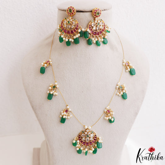 Beautiful Floral Teardrop Motifs Kemp Invisible Chain With Green Bead Drops NC3252