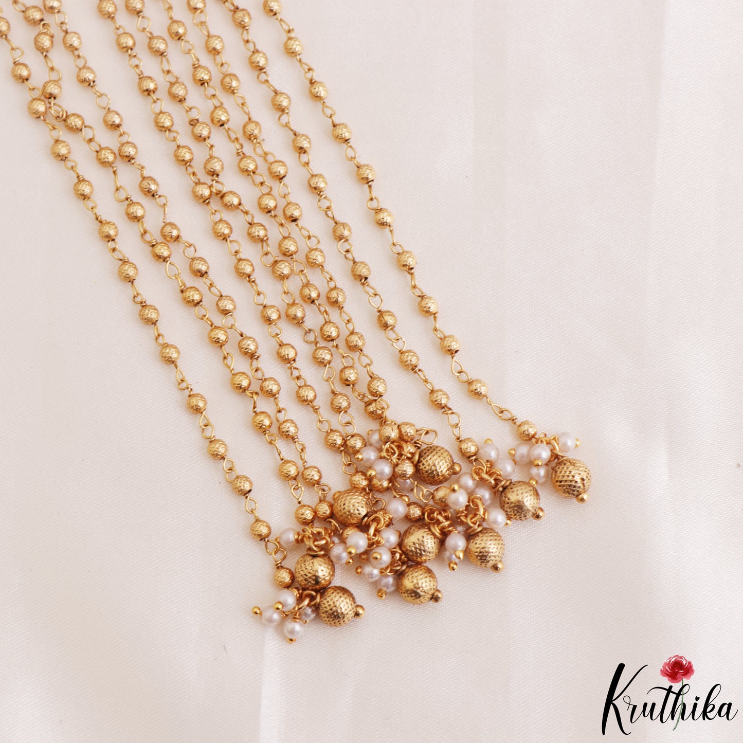 Classic Floral Motifs Multi Bead Strand Kemp Jada Billa With Golden Bead Drops J417