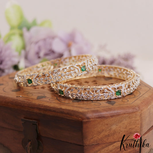 Sparkling Diamond-Finish Gold-Tone Bangles B402 (Set Of 2 Bangles)