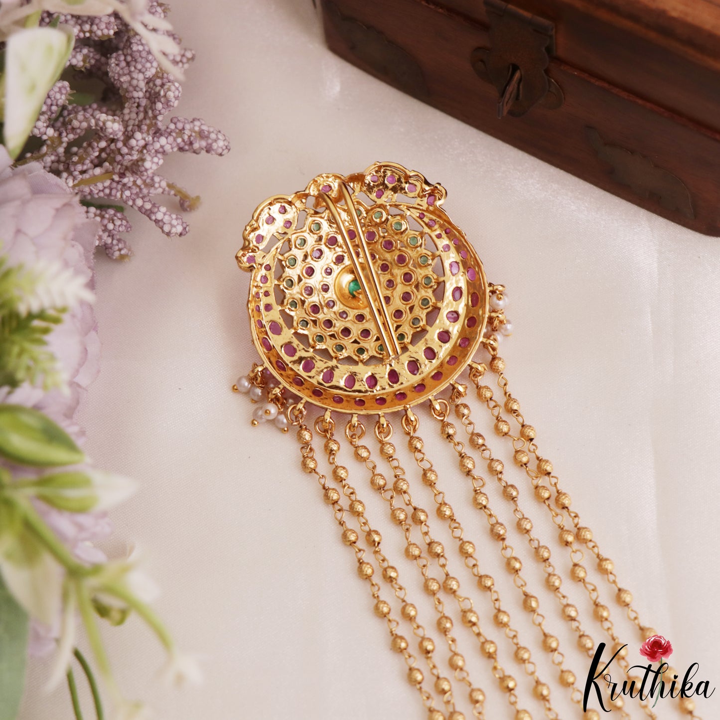 Classic Floral Motifs Multi Bead Strand Kemp Jada Billa With Golden Bead Drops J417