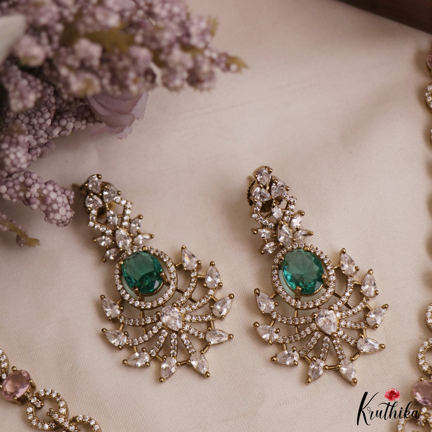 Sparkling Leaf Motifs CZ Victorian Necklace NC3012 (Available In 3 Colors)