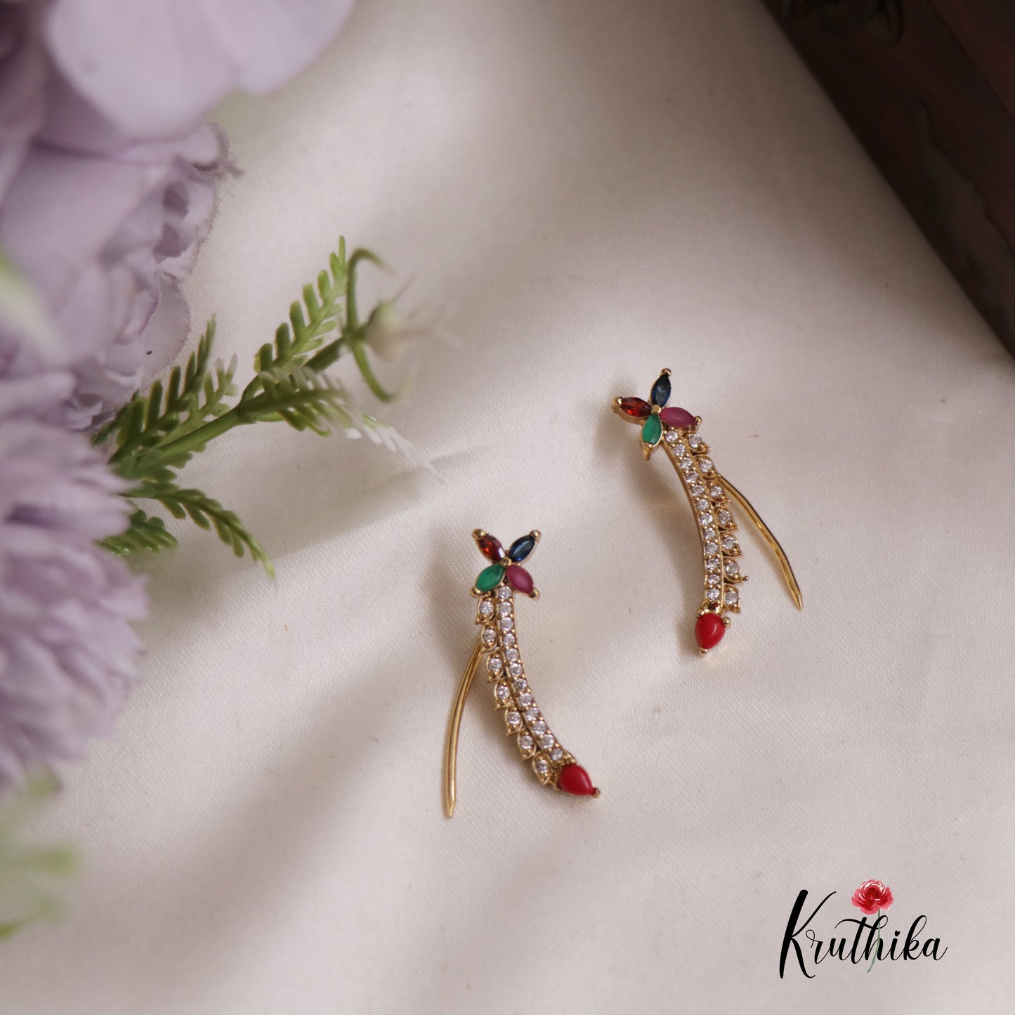 Beautiful Kemp Stone Floral Ear Climbers E790 (Available In 3 Colours)