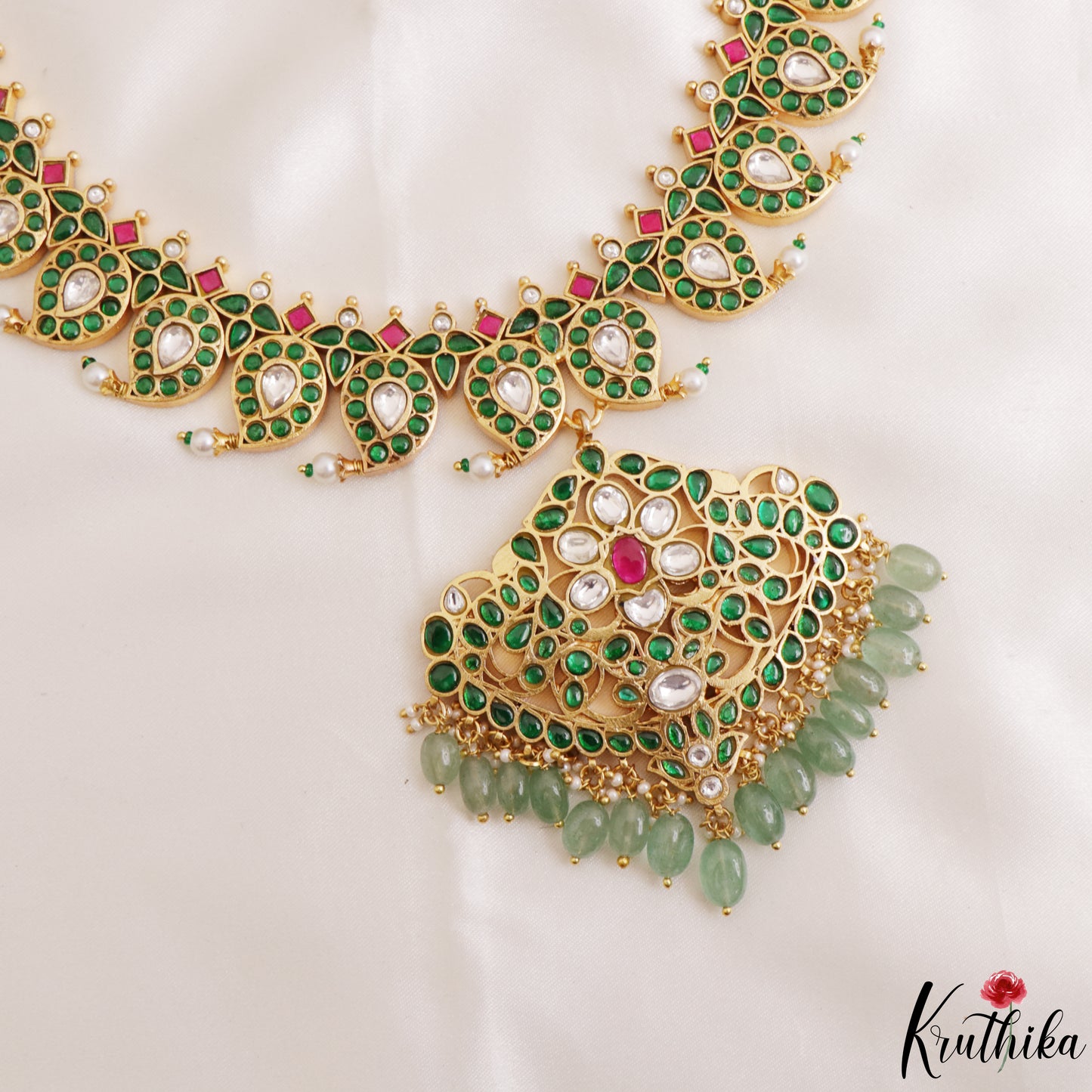 Royal Two-In-One Reversible Mango Motifs Jadau Haaram With Green Bead Drops NC3255