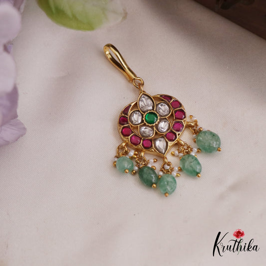 Simple Floral Motifs Jadau Maang Tikka With Green Bead Drop MT351