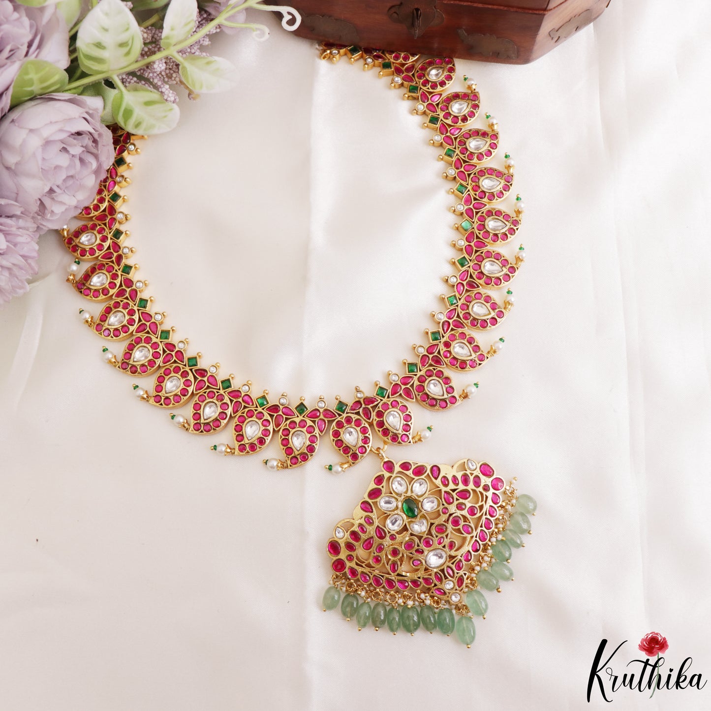 Royal Two-In-One Reversible Mango Motifs Jadau Haaram With Green Bead Drops NC3255