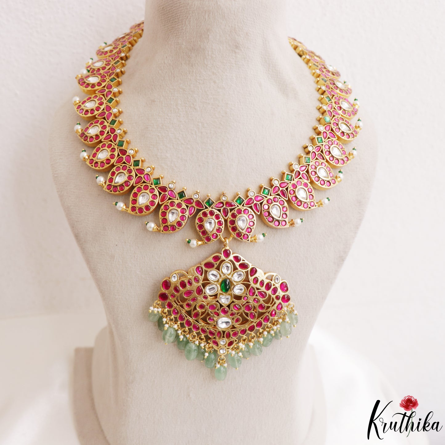 Royal Two-In-One Reversible Mango Motifs Jadau Haaram With Green Bead Drops NC3255
