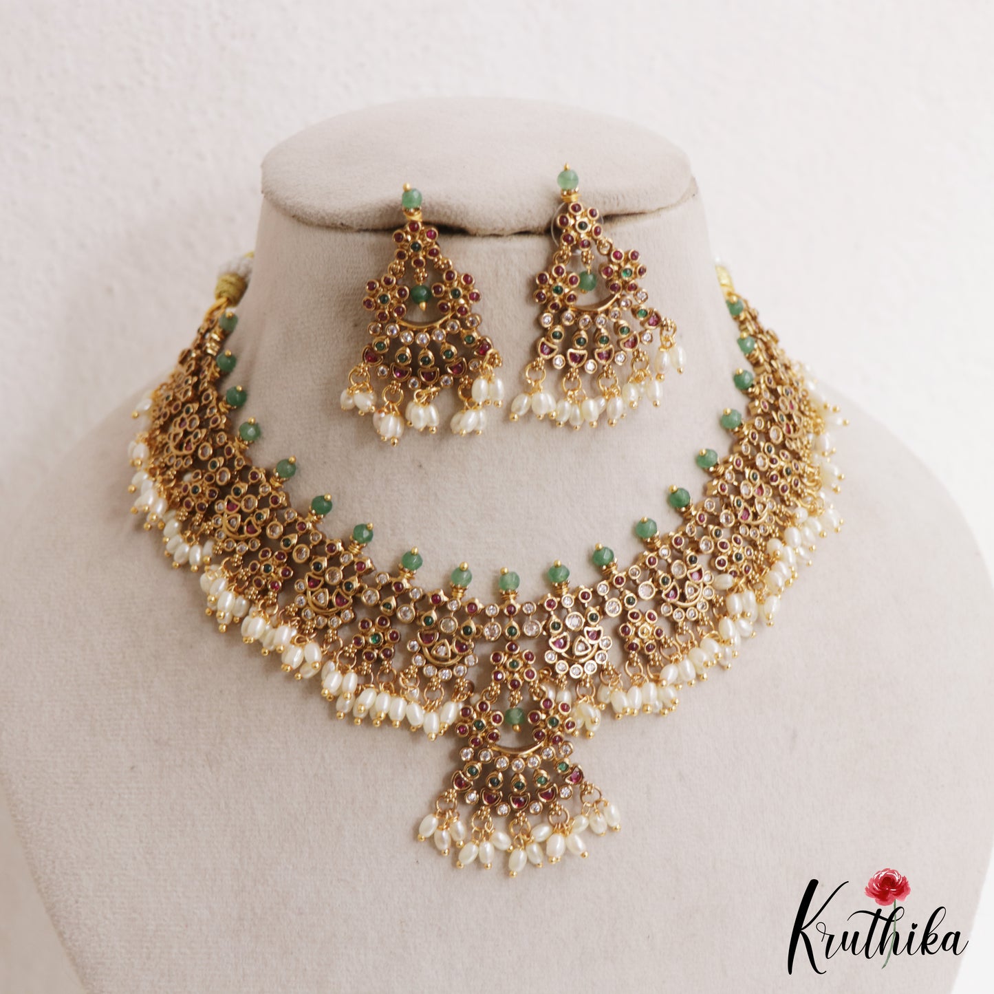 Beautiful Floral Geometric Motifs Kemp Necklace With Rice Pearl Drops NC3133