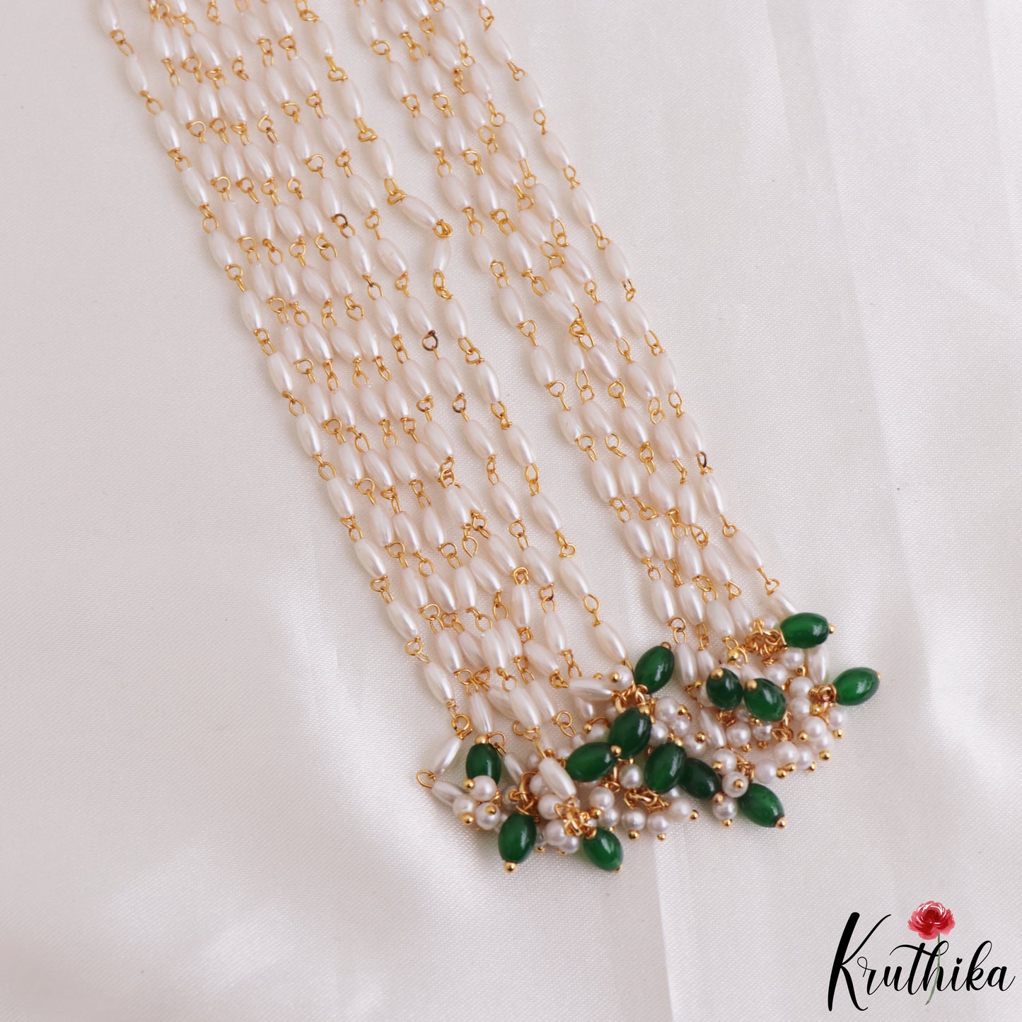 Elegant Floral Motifs Multi Pearl Strand Kemp Jada Billa With Green Bead Drops J419